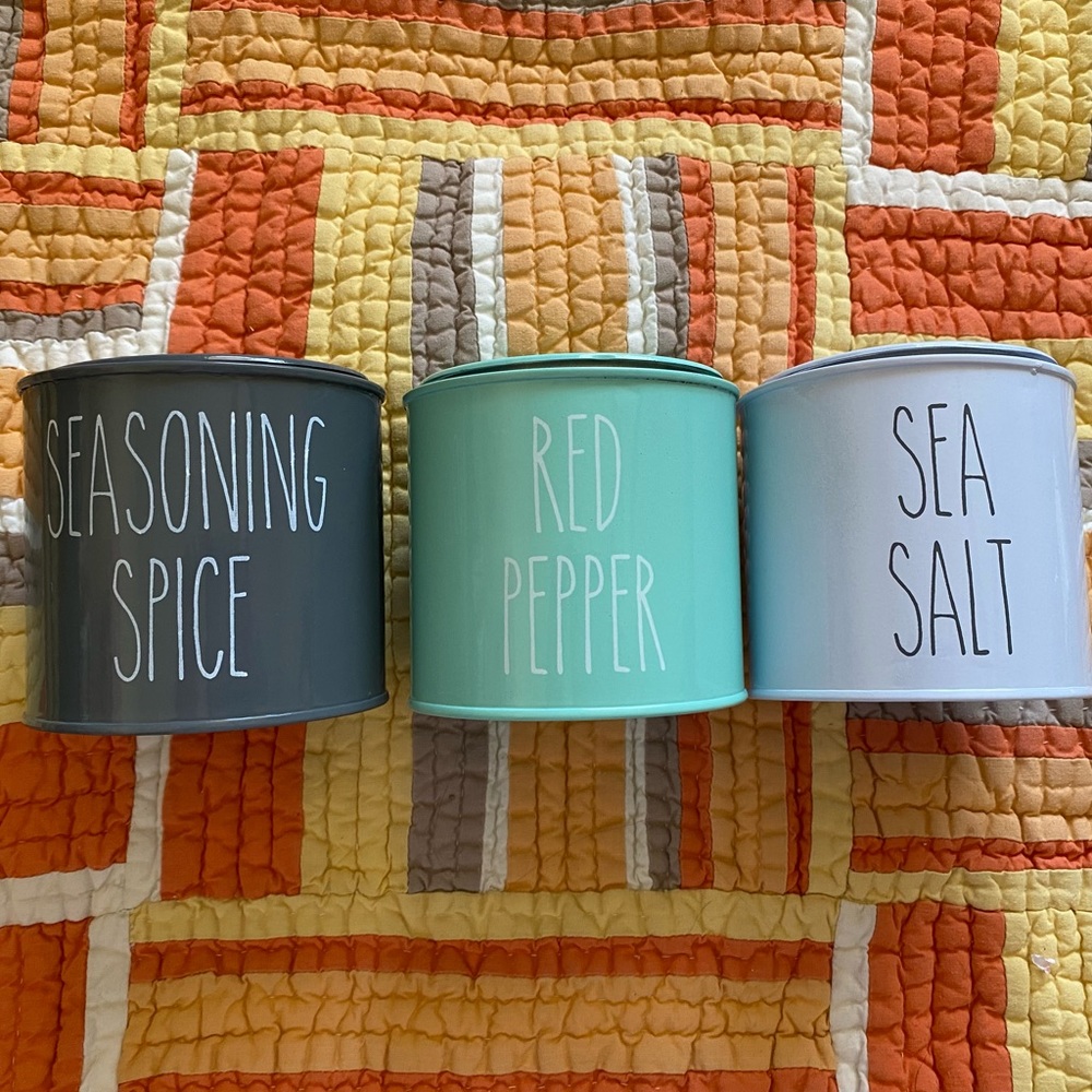 Set of 3 spice tins